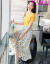 YWU香港の人気ブラドの中の长めの花柄ワンピストレート女性2019夏NEWスタの肩の露出Tシャツーの半身のスカートの2つのセトが流行しています。