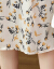服典零一2020夏服NEW夏ファン女装ステアが格段に痩せる。夏はVネク半袖の桑蚕糸重ささんポドンのシルクワンピスの中に长めの花柄a字のスカトの色は白XLです。
